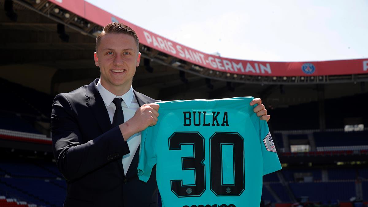 Marcin Bulka Siap Menuju Neom SC